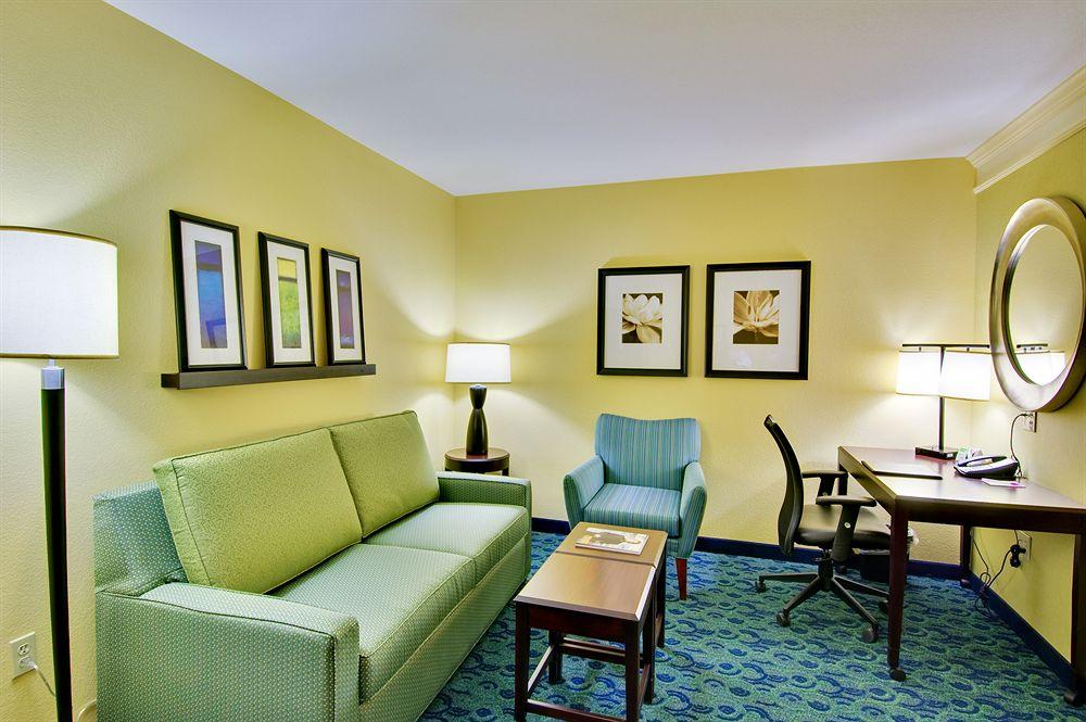 Springhill Suites Birmingham Colonnade Exterior foto