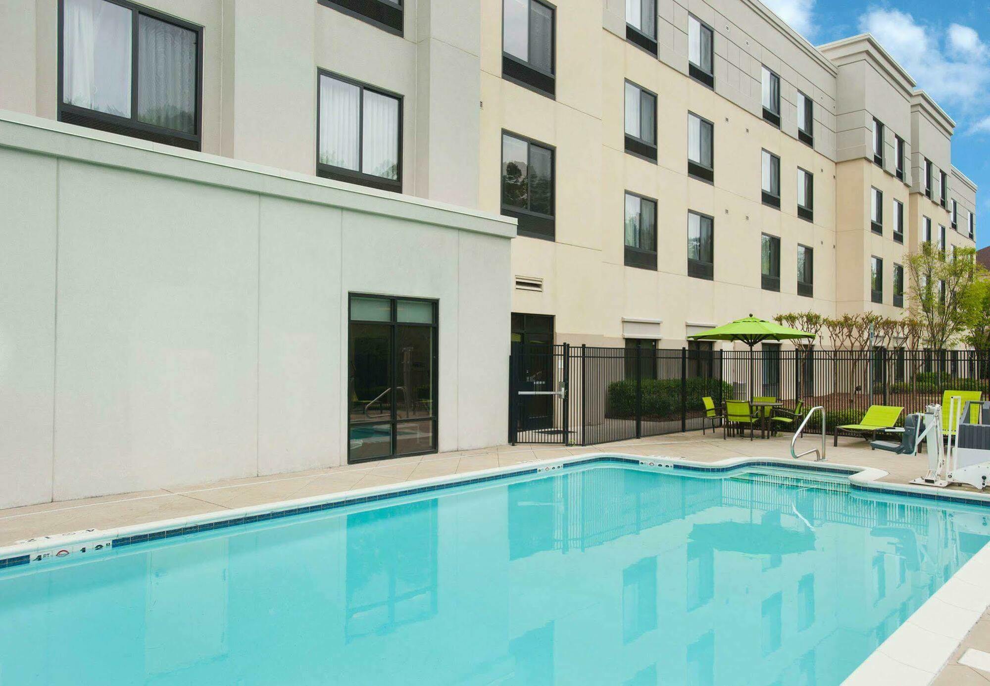 Springhill Suites Birmingham Colonnade Exterior foto